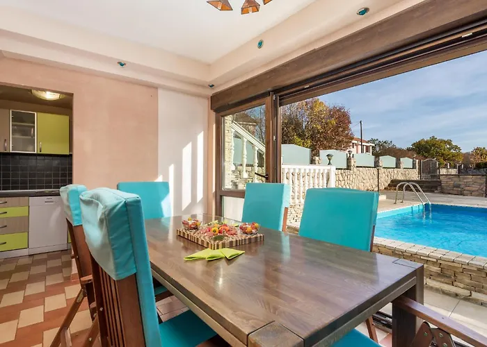 Lovely In With Kitchen Casa vacanze *