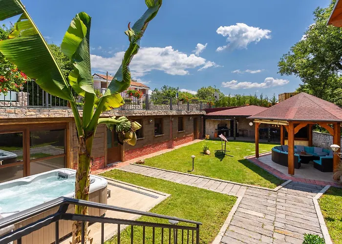 Casa vacanze Lovely In With Kitchen *