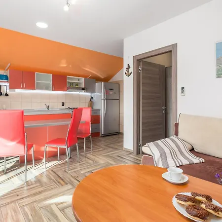 Beautiful In With Sauna *